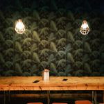 Minimalizm formy i nowoczesność w oświetleniu wnętrz